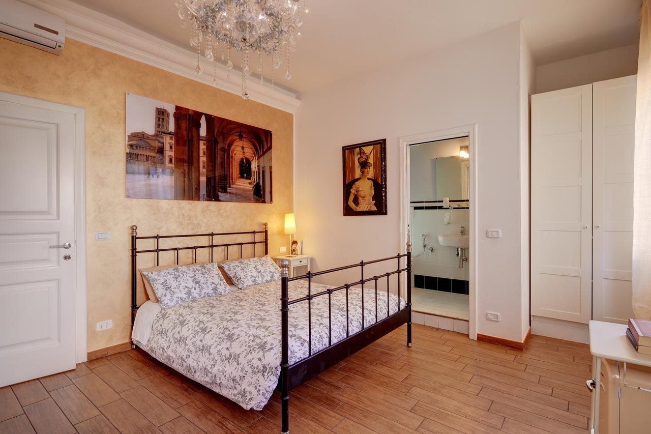 Cento Passi Dal Duomo B&B Arezzo Bagian luar foto